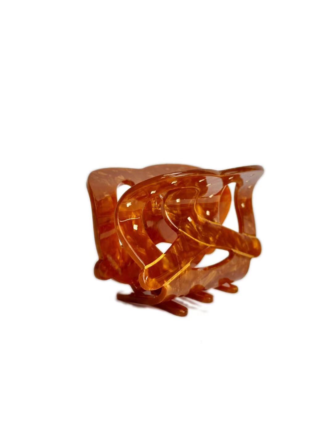 Pretzel Hair Claw Clip - A Twist of Style
